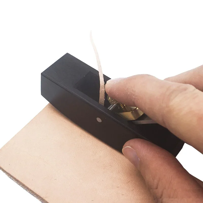 Płaska zakrzywiona mini struga – Hand Plane Block recenzja i cena